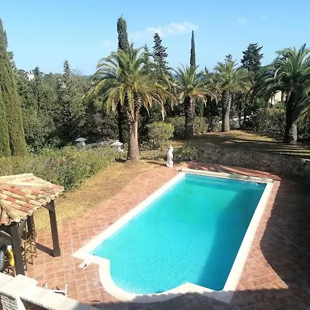 Villa La Du Roc, Grandiose, 5mn A Pied De La Frejus
